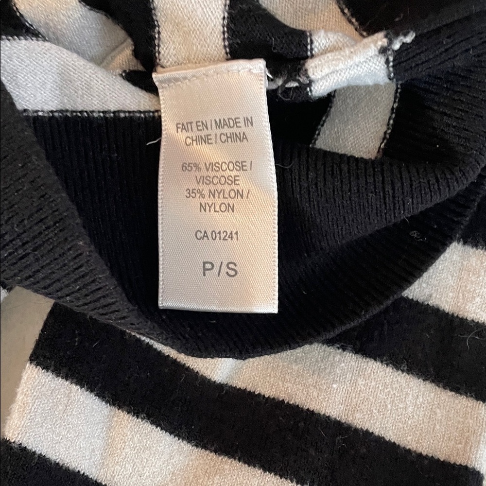 Simons Black and White Striped Sweater - Picture 5 of 7